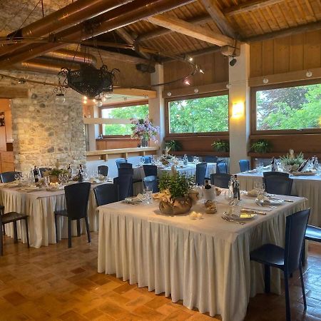 Hotel Ristorante La Casona Feltre Exteriör bild