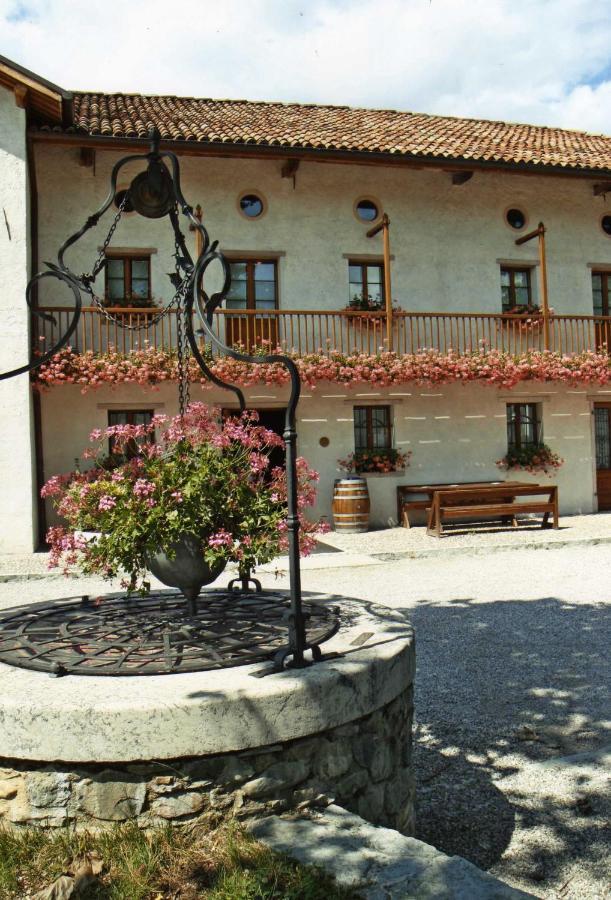 Hotel Ristorante La Casona Feltre Exteriör bild