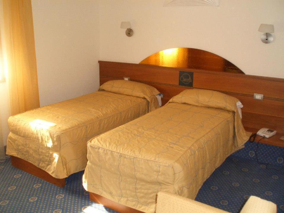 Hotel Ristorante La Casona Feltre Rum bild